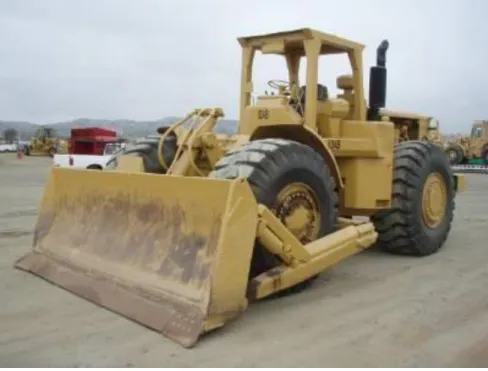 Figura 1. Tractor bulldozer a rueda 