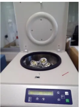 Figura 1.  Centrifuga SOLBAT modelo J-40, permite separar materiales en suspensión a alta  velocidad