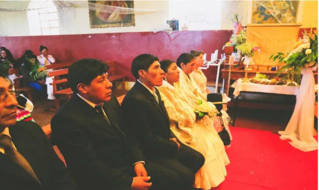 Figura 1 .   los novios en la iglesia. 
