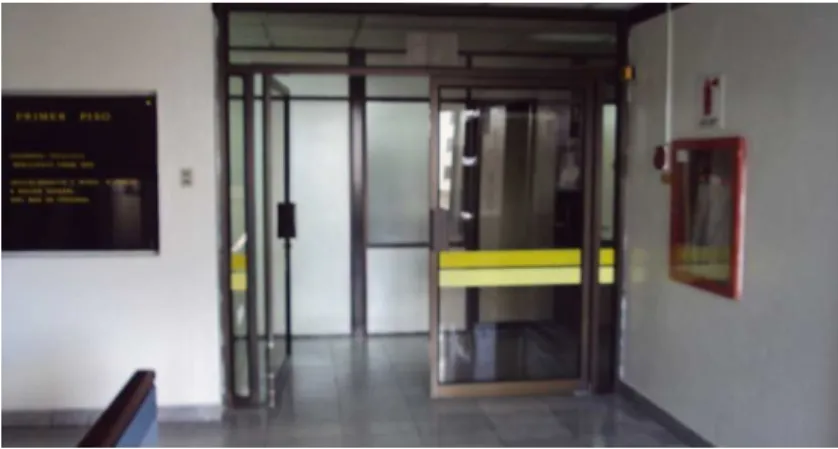 Figura 2.18. Acceso al corredor principal. 