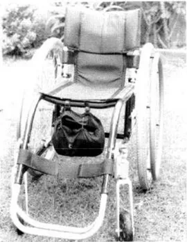 Figura 1. Antigua silla deportiva estándar. Fuente: Cooper R A. 1990. (3) 