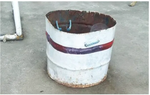 Figura  8. Terreno baldío localizado detrás de la escuela, utilizado para quema de residuos  Fuente: (Muenala, 2018) 