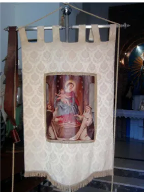 Figura 2. Grupo de auroreros, 1983 Figura 3. Guión de la Virgen del Rosario
