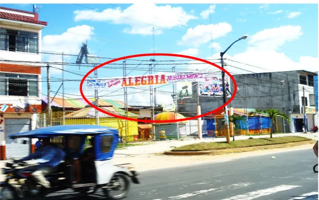 Foto 3. Vista de aviso publicitario del tipo banderola en la avenida Abelardo Quiñones 