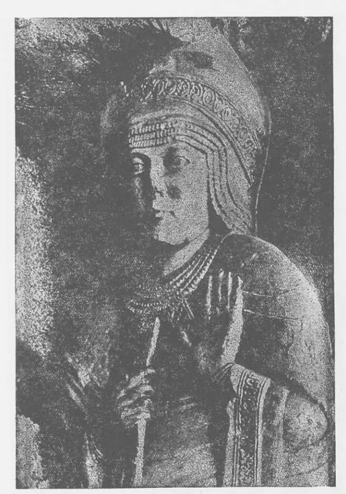 Fig.  5. —Detalle de  una  estatua  sobre el  pórtico de San Yiceete de Avila