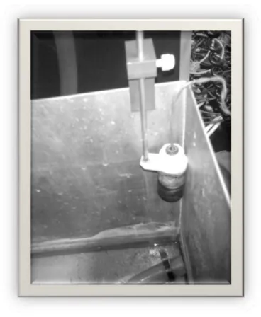 Fig. 3.14  Switch de nivel para el tanque principal 