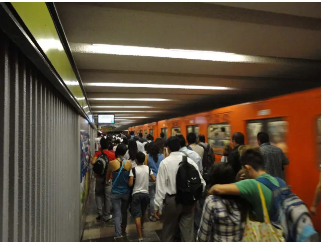 Figura 3.4: Usuarios del STC Metro en la estación Hidalgo (línea 3)