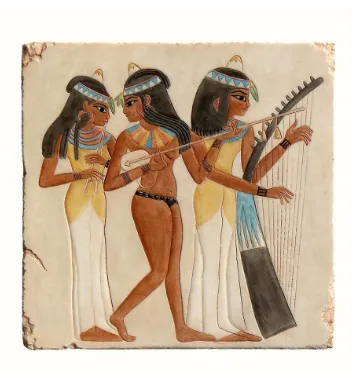 Figura 2.- Reproducción de instrumentos músicos egipcios para deleite humano; las intérpretes llevan sobre la cabeza una vasija que encendida perfumaba la estancia