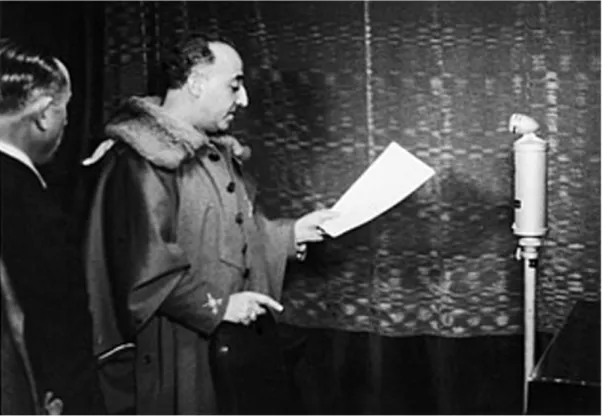 Figura 3: Alocución de Francisco Franco a través de los micrófonos de Radio  Castilla en Burgos, 1 de octubre de 1936