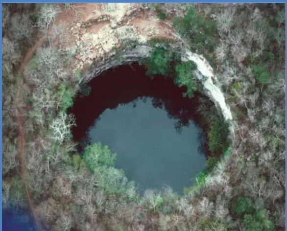 Fig.3.4. Fotografía de un chultún o cisterna Maya. 