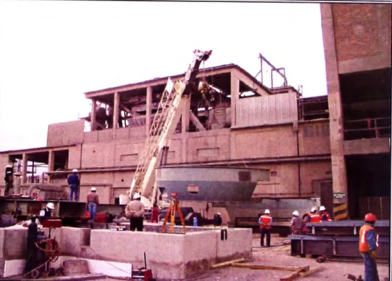 Fig. 5.43  Traslado a la Zona de  Montaje para el  Pre-Ensamble 