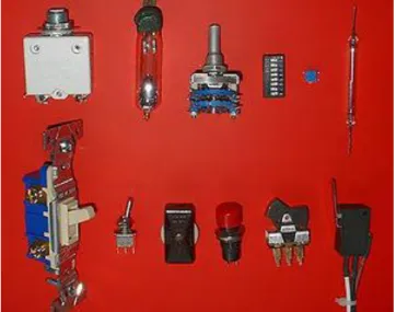 Figura 2. 12: Interruptores eléctricos.  64