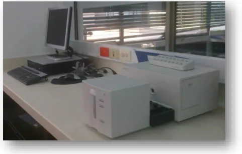 Figura 12. Equipo espectrofotómetro UV- Vis disponible en el Laboratorio de  Investigaciones Ambientales de la Universidad Santo Tomás 
