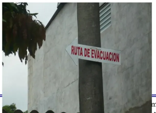 Foto No 2: Identificación ruta de evacuación  SAT Picacho