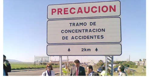 Figura 2.19: Se˜ nalizaci´ on para indicar tramos de concentraci´ on de accidentes.