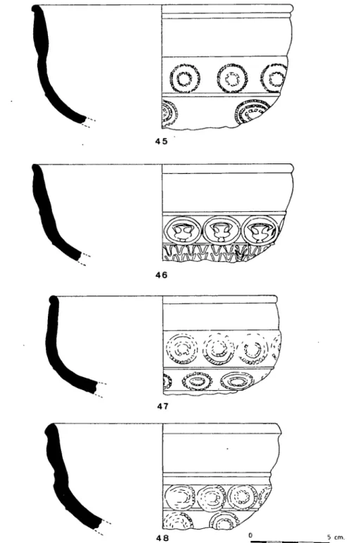 Fig. 9.—Fragmentos  de vasos de formas decoradas de sigillata hispán:ca, Cartuja (Granada),