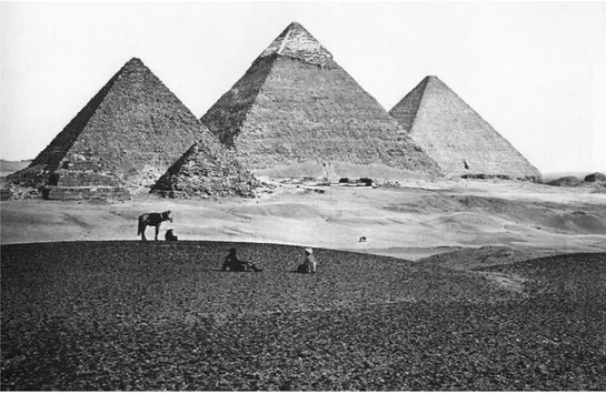 Fig. 1. Francis Frith, Pirámides, Egipto, 1858. (Centre Cana- Cana-dien d'Architecture, Montréal, Canada).