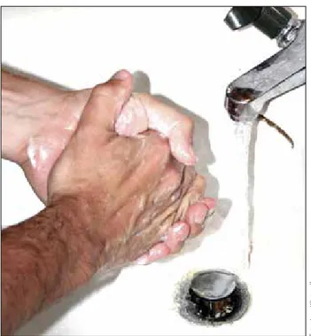 Figura 5.  Lavado de manos en la prevención de  infecciones nosocomiales. Foto: Lars Klintwall