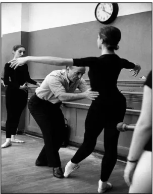 Ilustración 5 Baptiste, R. (1959). George Balanchine enseñando en la escuela American Ballet [Imagen]