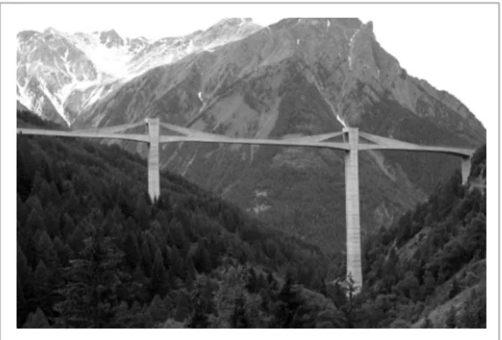 Figura 1. Puente de Ganter en Suiza, 1980 (Janberg, 2009) Figure 1. Ganter Bridge in Switzerland, 1980 (Janberg, 2009)