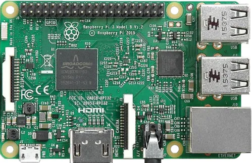 Figura 16: Raspberry Pi 3 Modelo B+ 2015 (Wikipedia, 2018) 
