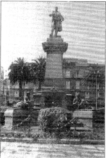 Fig. 8.-José Grases Riera: "Monumento a Alfonso XII" en el estan- estan-que del Retiro, Madrid 1901 - Plano del conjunto de la actuación y edificaciones complementarias proyectadas.