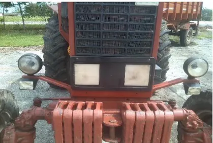 Figura 7. Muestra las condiciones existentes en el alumbrado del tractor.