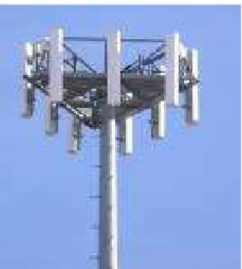 Figura II.7. Típica torre de transmisión de telefonía celular 
