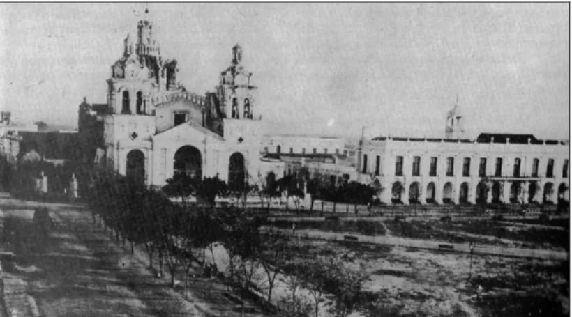 Ilustración Nº 2. Antigua fotografía con la Iglesia de la Compañía   y edificios de la Universidad