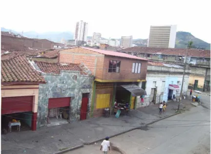 Foto 5. Barrio San Pascual. Las fachadas de las casas empiezan a cambiar  hacia el sur