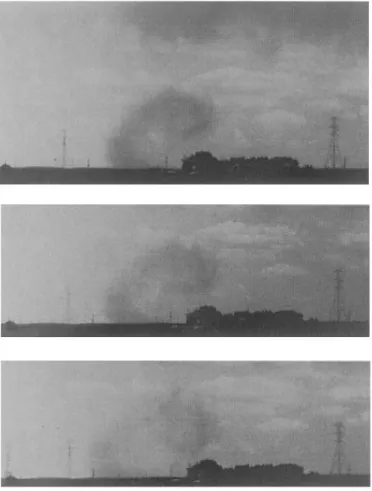 Fig.  2.5.  A  sequence  of  photos  showing  the  curling  features  of  dust  clouds  (i.e.,  rotors  or  horizontal vortices) behind the leading edge of a microburst outflow on 15 July 1982 during the  JAWS field operation