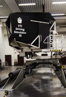 Figure 2  Moving base driving simulator at VTI. 