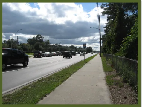 Figure 14: Traffic starts forming a queue at the lane of an intersection which leads to one of the I-75 ramps 