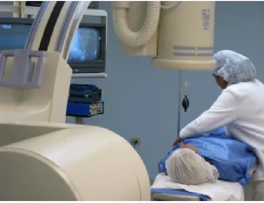 Figure 5: nurse prepares a patient for an ERCP,           source: http://www.flickr.com/photos/21974686@N03/2447726019/ 