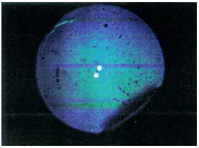 Figure 2 shows an end picture of an optimised twincore fibre.  Herethe outer fibre diameter is ~125 microns,  the core NAs are 0.23with 1.4 micron radii and 4.5 micron core separation