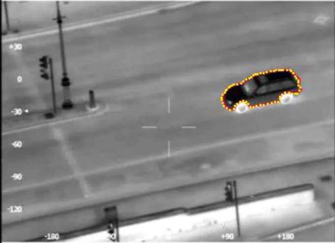 Figure 2.19: Enhanced active contour snake on infrared video at the 10 th  frame showing  the snake deformation on target 
