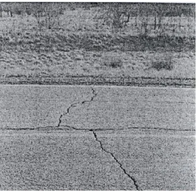 Figure 2.3: A Code 1 transverse crack, 1 4 inch with no roughness