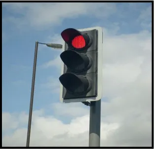 Figure 2.3: Present traffic light (Maikschroeer, 2006) 