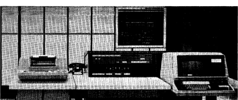 Figure 1-1. UNIVAC 494 Central Processor Unit, with Operafor's Display Console and Primary Storage Unit 