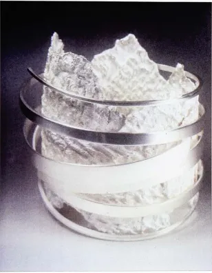 Fig IV. Arm Cuff .SingularAssimilation