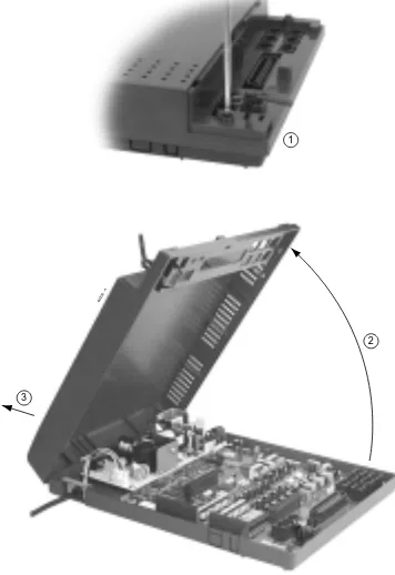 Figure 1-5  REMOVING THE TOP PANEL
