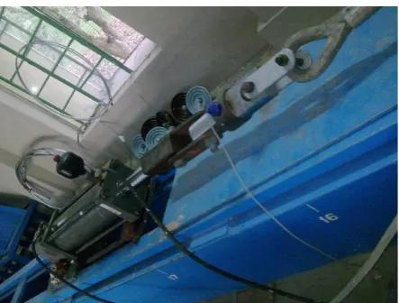 Fig. 5c Tensile testing machine – LHS      