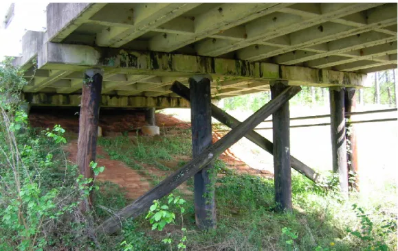 Figure 2.10: A Well Composed Digital Image showing the Underside of a Bridge Deck  (Navy Bridge, 2008) 