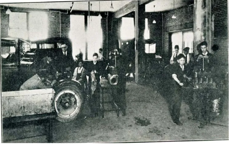 Figure 9: Sewing Class100