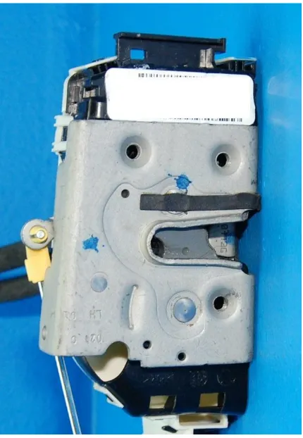 Figure 1-4: Door latching mechanism [1]. 