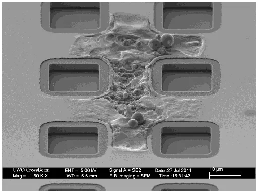 Figure 5.12. Pulled-in device cross section. 