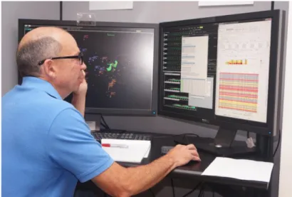 Figure 3. CTOP Planner Station with MACS TSD emulation (left) and nCTOP (right). 