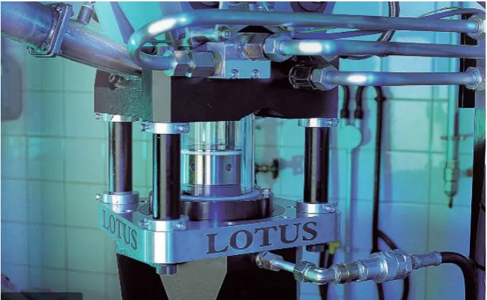 Figure 2.7:   A view of the head & optical of the LOTUS SCORE. (Lotus,2013) 