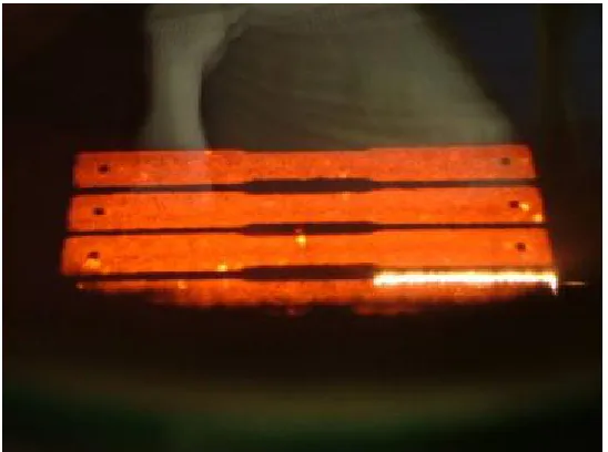 Figure 12 : Electron beam is melting the current layer (CoCr test parts in EBM S12)  