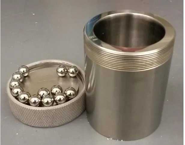 Figure 4.1: Stainless steel vial and milling media used for Fe50Se25Te25 synthesis 